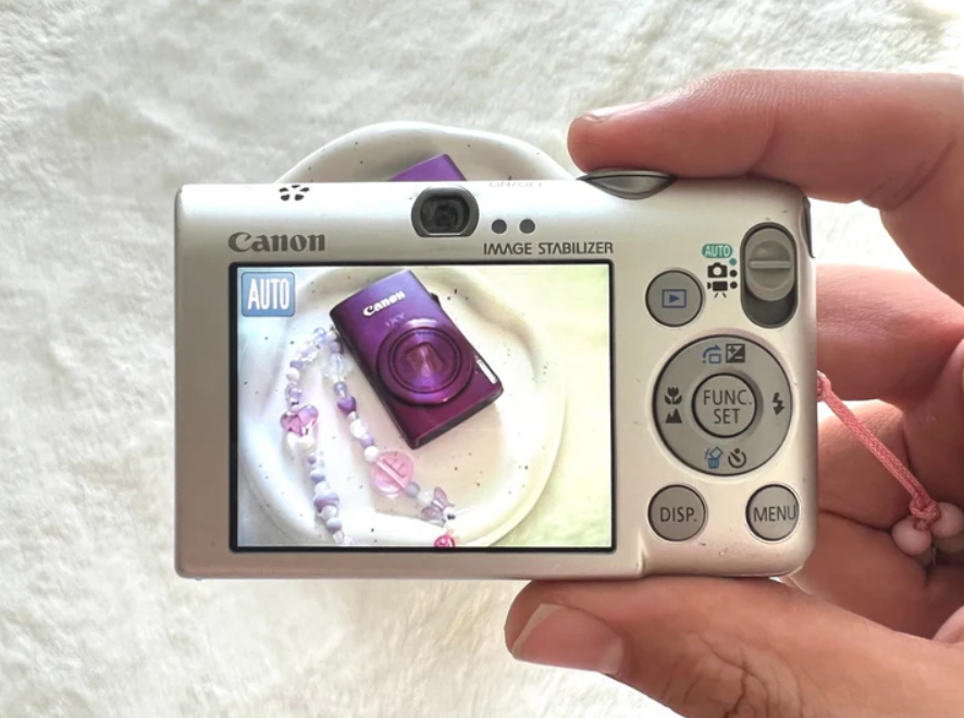 Pre-Owned Canon SD1200 ixus95 digital camera